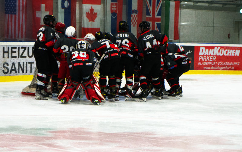 HC-Ferlach U-16 auf dem Eis